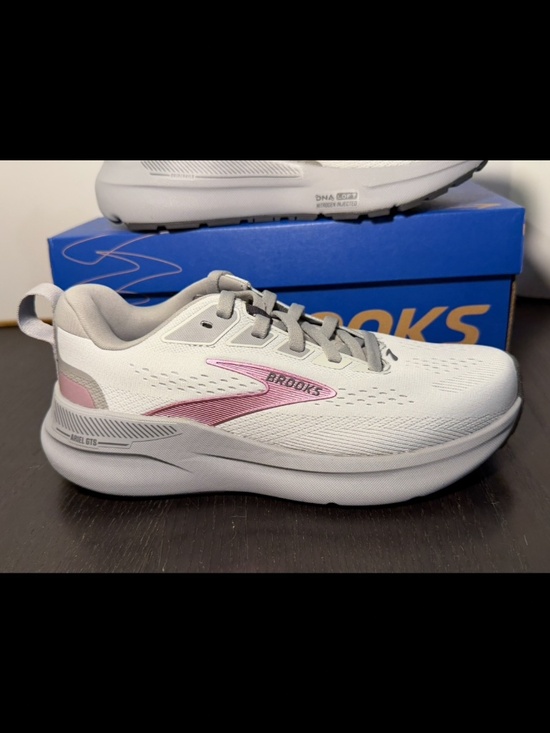 Brooks Shoes - Brooks Ariel GTS 26 Running Shoes Sneakers Oyster Mushroom/Alloy/Pink Womans 6B